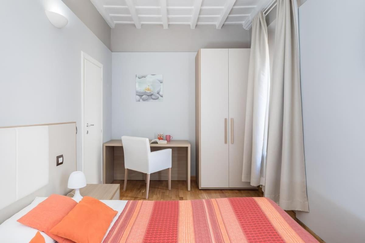Spanish Steps House Vittoria Рим Екстер'єр фото